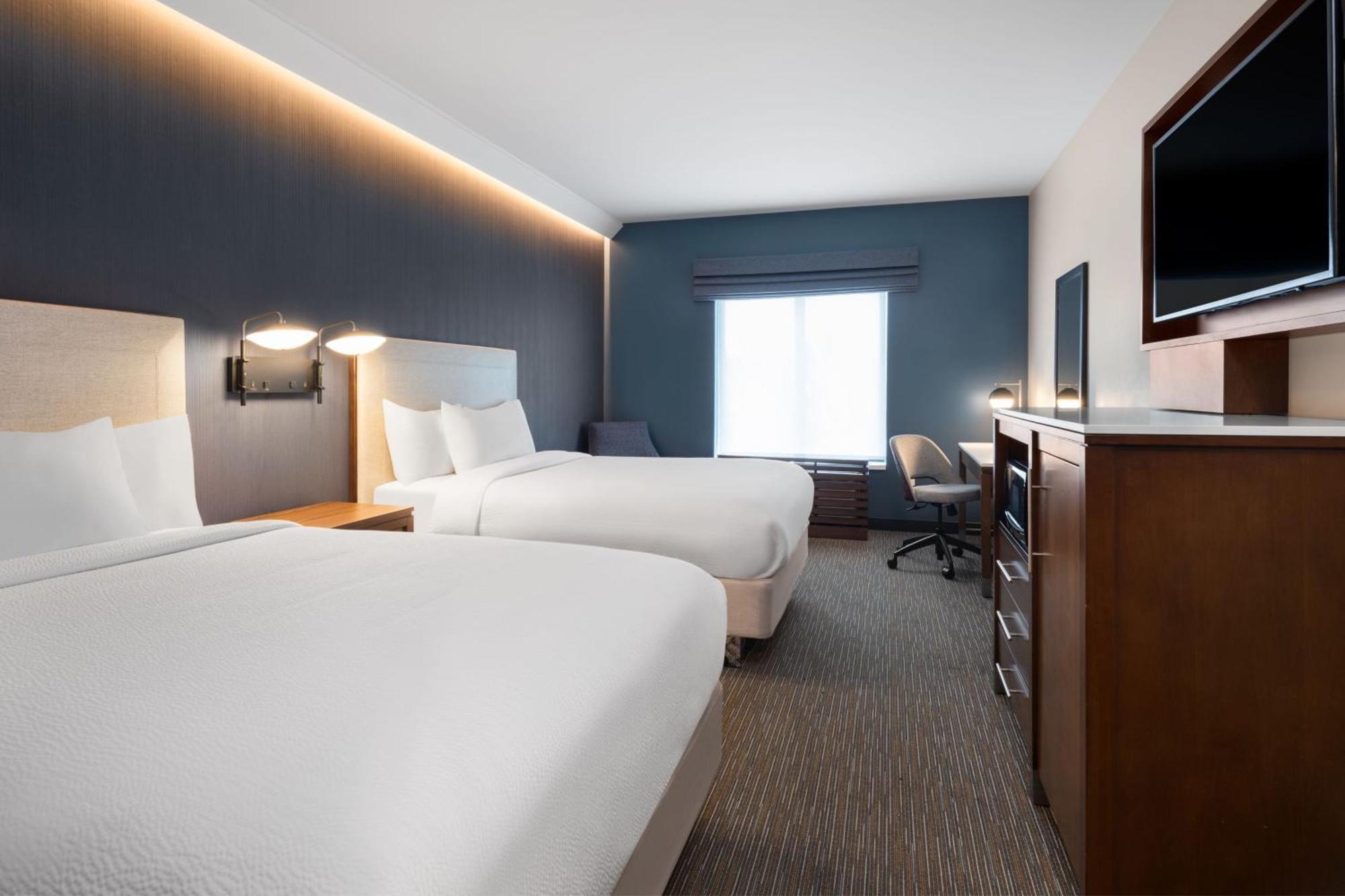 Courtyard By Marriott Seattle Seatac Airport Hotel Exterior photo